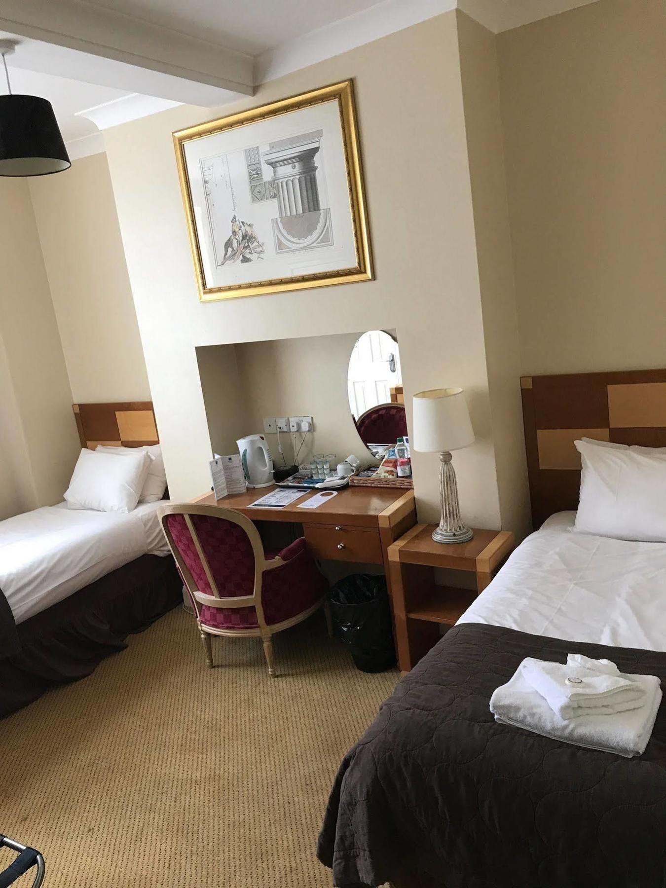 Barrington Lodge Crawley  Luaran gambar